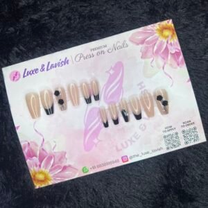 Stylish Press on Nails #10