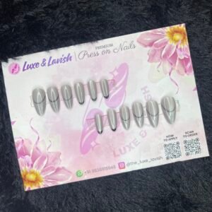 Stylish Press on Nails #13