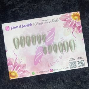 Stylish Press on Nails #17