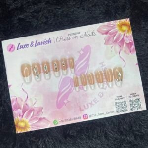 Stylish Press on Nails #18