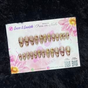 Stylish Press on Nails #35