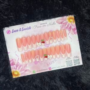 Stylish Press on Nails #36