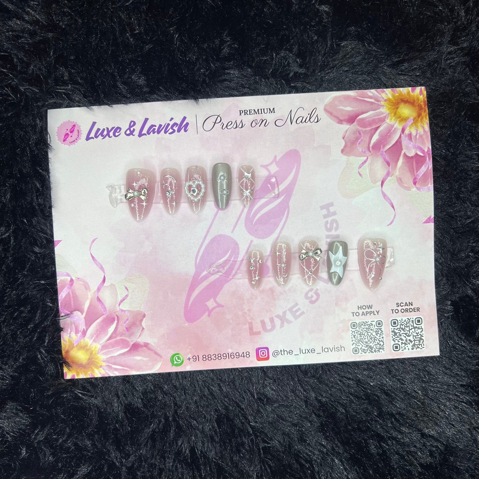 Stylish Press on Nails #44