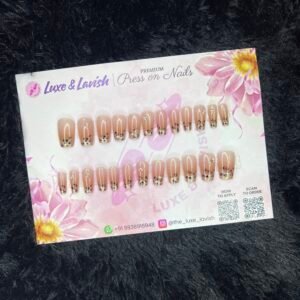 Stylish Press on Nails #45